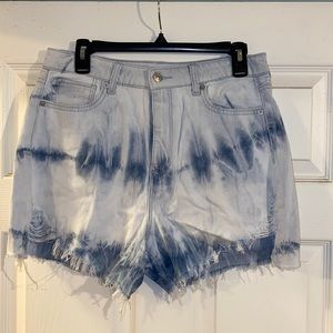 American Eagle Tie Dye frayed Jean Shorts